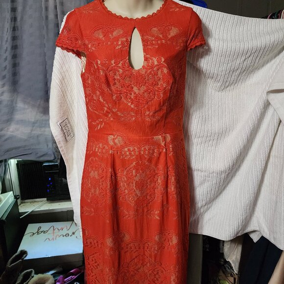 Bebe Women's Orange Lace Cap Sleeve Midi Dress Size 6 - Picture 1 of 10